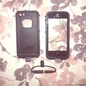 IPhone 5/5s Life proof case