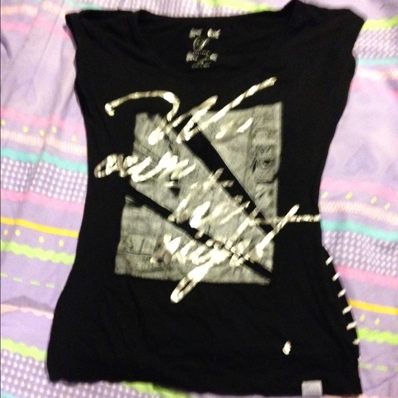 Black shirt very cute