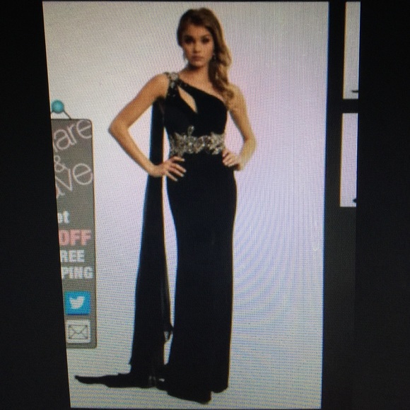 Black Prom Dress!!! 😀😀 :)
