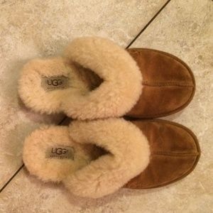 Kids ugg slippers