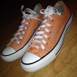Orange converse...🌞