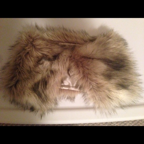 Fur shawl. Ann Taylor loft. One size
