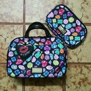 Makeup/Train Case Jewel Print [Betsey Johnson]