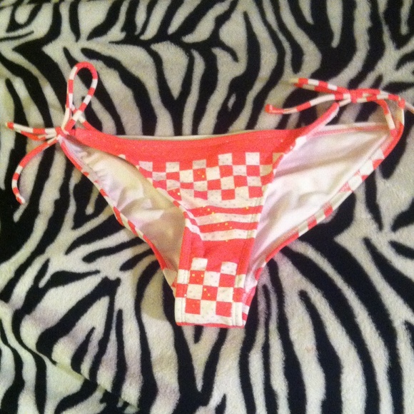 Coral/white bathing suit bottom