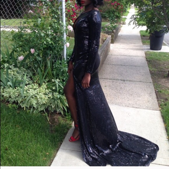 Prom or red carpet like dress - Picture 4 of 4