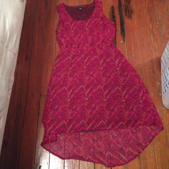 Hi-Lo Pattern Sleeveless Dress