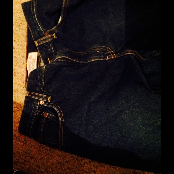 Levi's - Picture 2 of 2