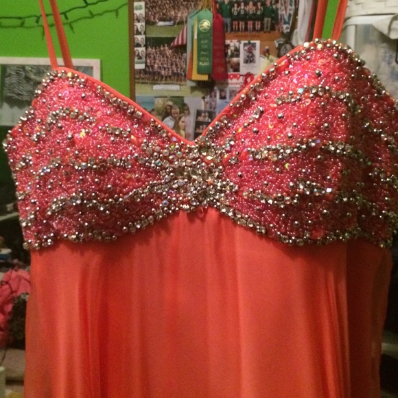 Prom Dress - Picture 2 of 3