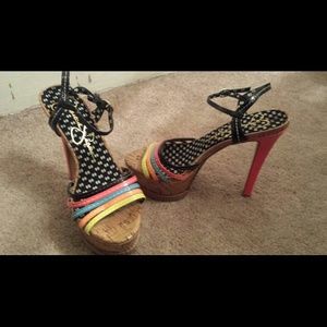 Jessica Simpson Platform heel sandals