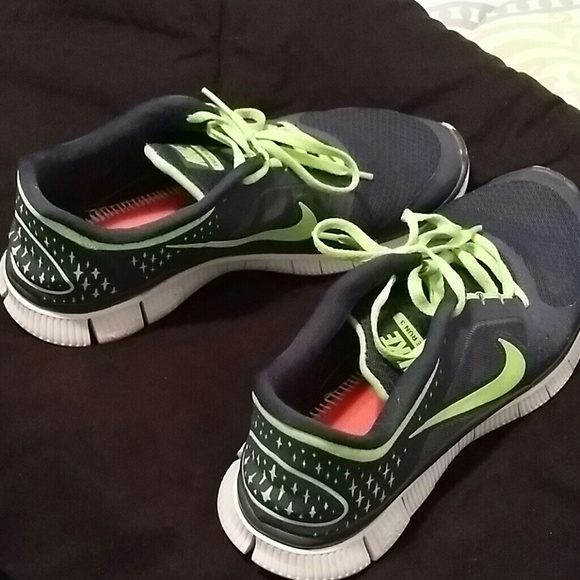 NIKE FREE RUN 3