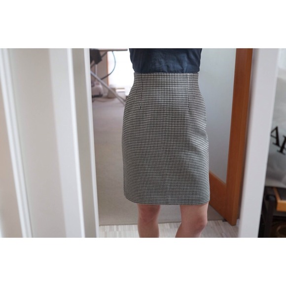 Houndstooth 100% wool pencil skirt