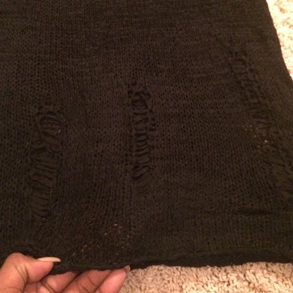 Sweater - Picture 2 of 3