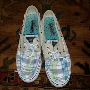 Sperry plaid 7