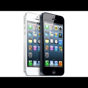 ISO (2) IPHONE 5 32gb White & Black GSM Unlocked