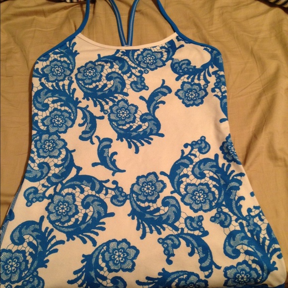 Lululemon PowerY tank