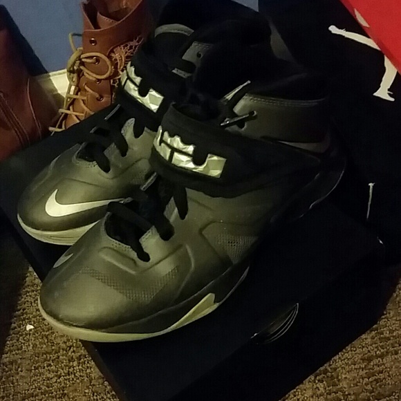 Lebrons reserved 👌