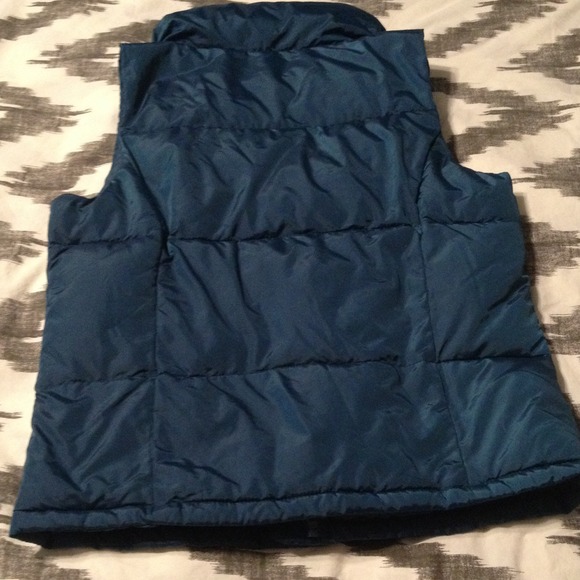 Sweet Peacock Teal Puffer Vest - Picture 3 of 4