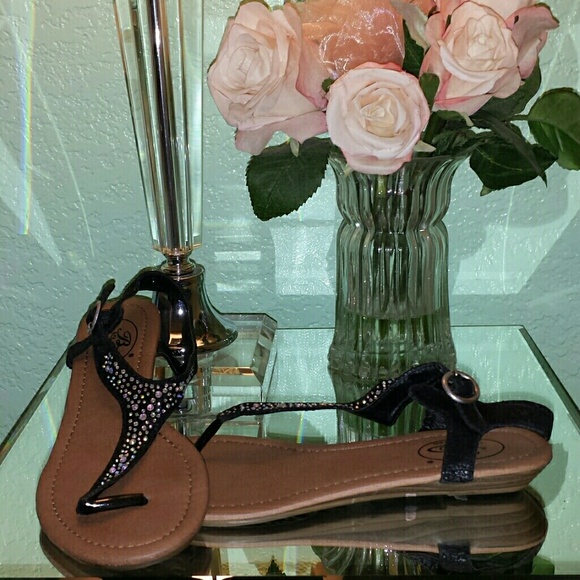 SOLD Wedge sandals - Picture 3 of 4