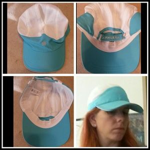 Turquoise running hat by Athleta