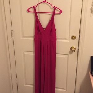 NWOT cotton v-neck maxi dress