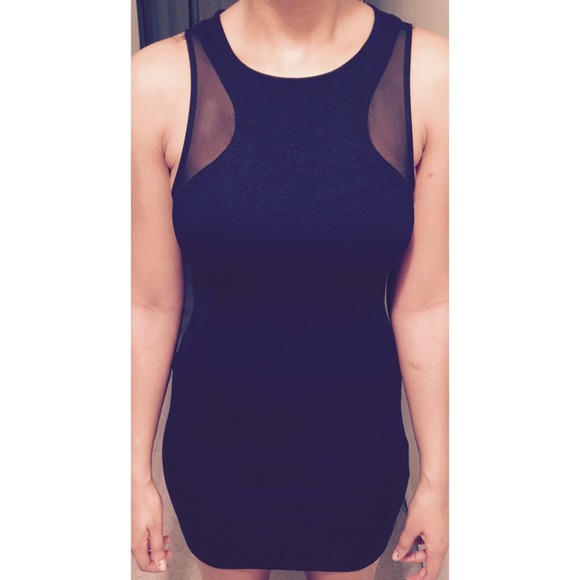 Express dress - Picture 2 of 3