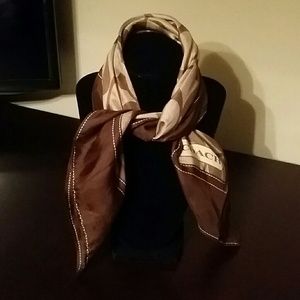 Coach signature C 21" scarf
