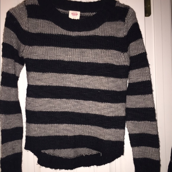 Mossimo Supply Co Striped Sweater! 👚