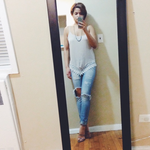 Top - Picture 3 of 4