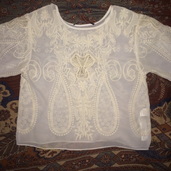 Zara Tops - Zara embroidery white blouse