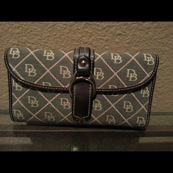 Dooney and Bourke Wallet