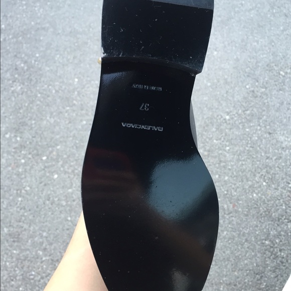 Authentic black balenciaga riding boots. - Picture 4 of 4