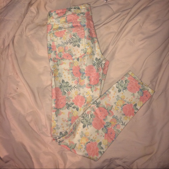 Lola jeans