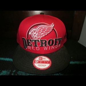 NEW ERA NINE FIFTY SNAPBACK DETRIOT REDWINGS