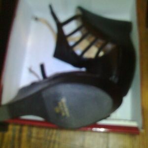 Shoes and boots