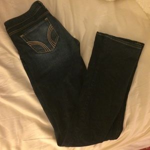 ✨Hollister boot cut jeans!✨