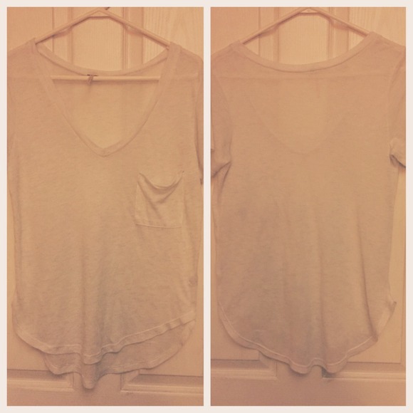 Slouchy/Loose/Oversized White Tee