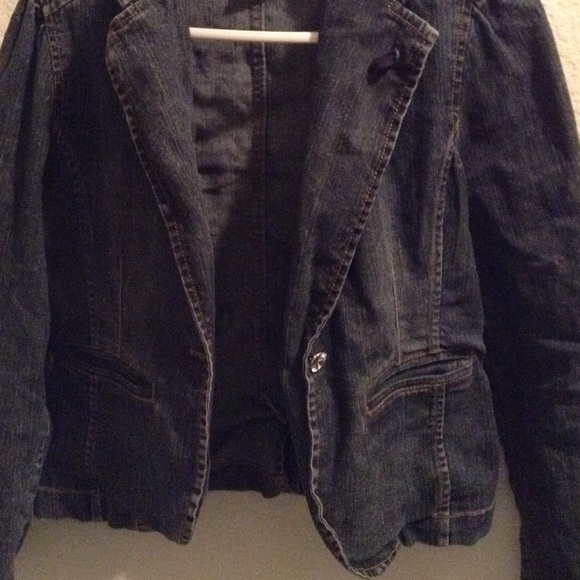 Jean Jacket😉 - Picture 2 of 3