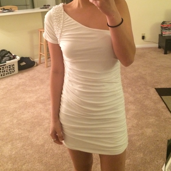 Love Culture Dresses & Skirts - Fancy white one shoulder dress