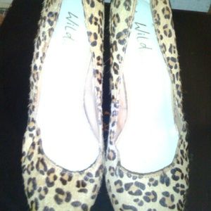 White wedges