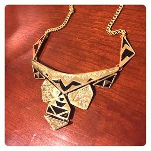 🎀Glamorous Aztec Necklace