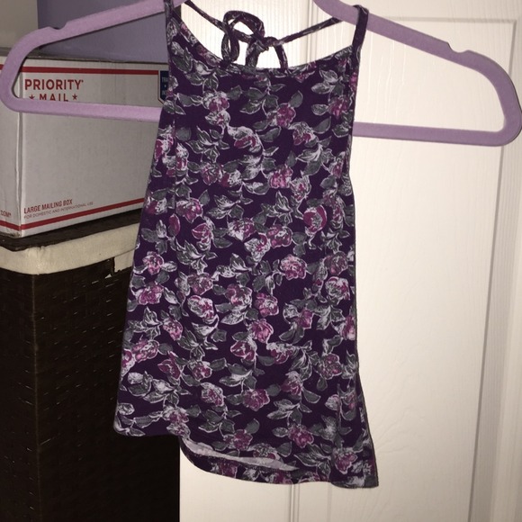 Brandy Melville Hatler top