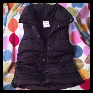 Black fleece lined puffer vest XS