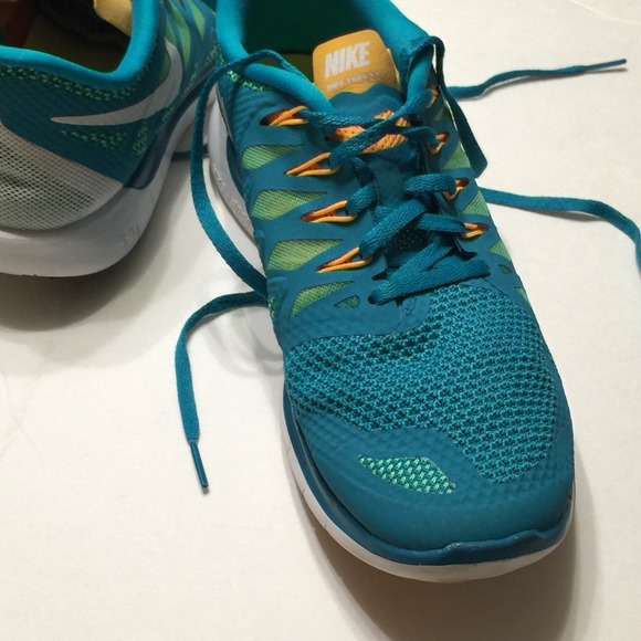 Nike Free 5.0. Worn once. Size 10 women.