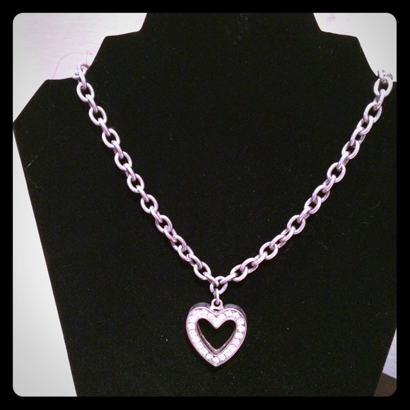 Heart pendant sliver necklace