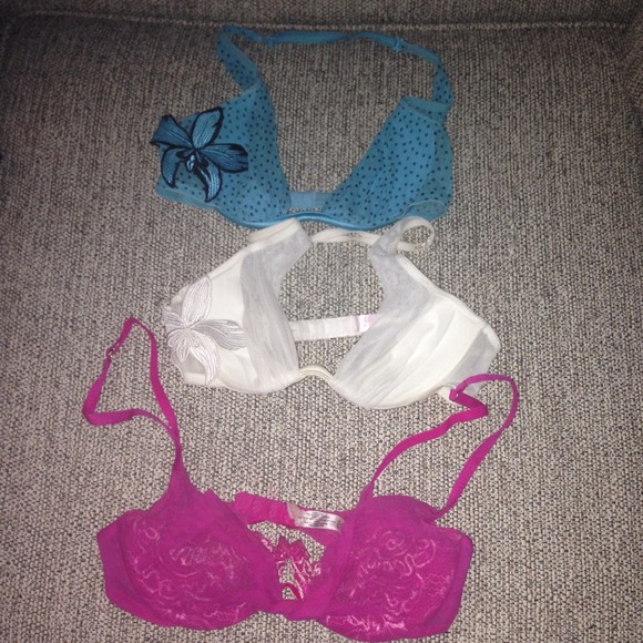 Very Sexy lingerie Bras by Victoria's Secret - Picture 1 of 3