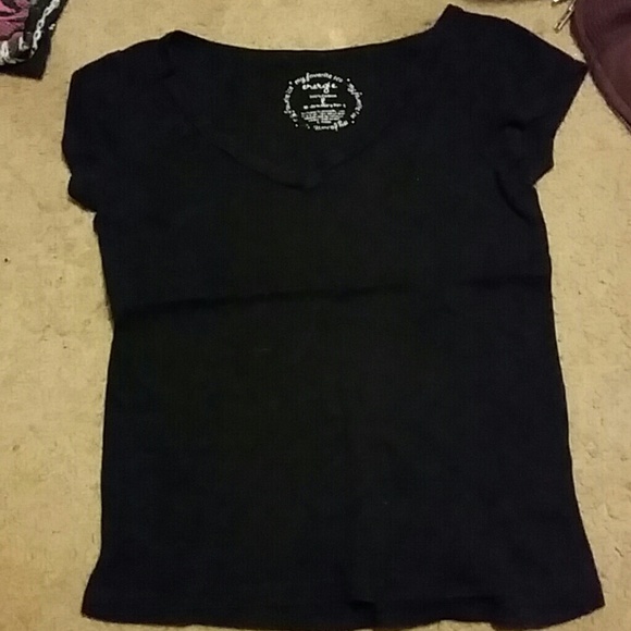 Plain v neck T-shirt