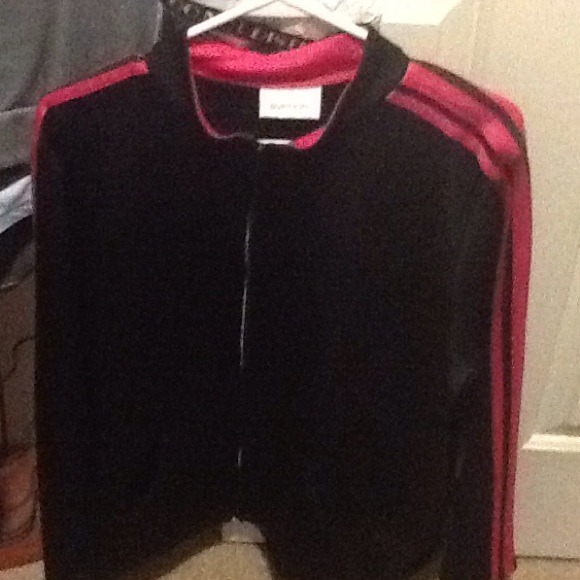 Avenue jogging suit - Picture 1 of 4