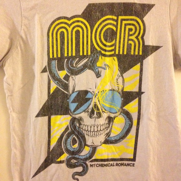 ✨SOLD✨My Chemical Romance Shirt XL - Picture 2 of 2