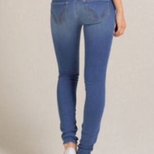 Hollister jeans size 27