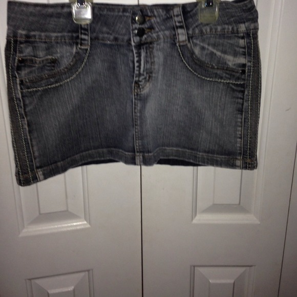 Denim skirt